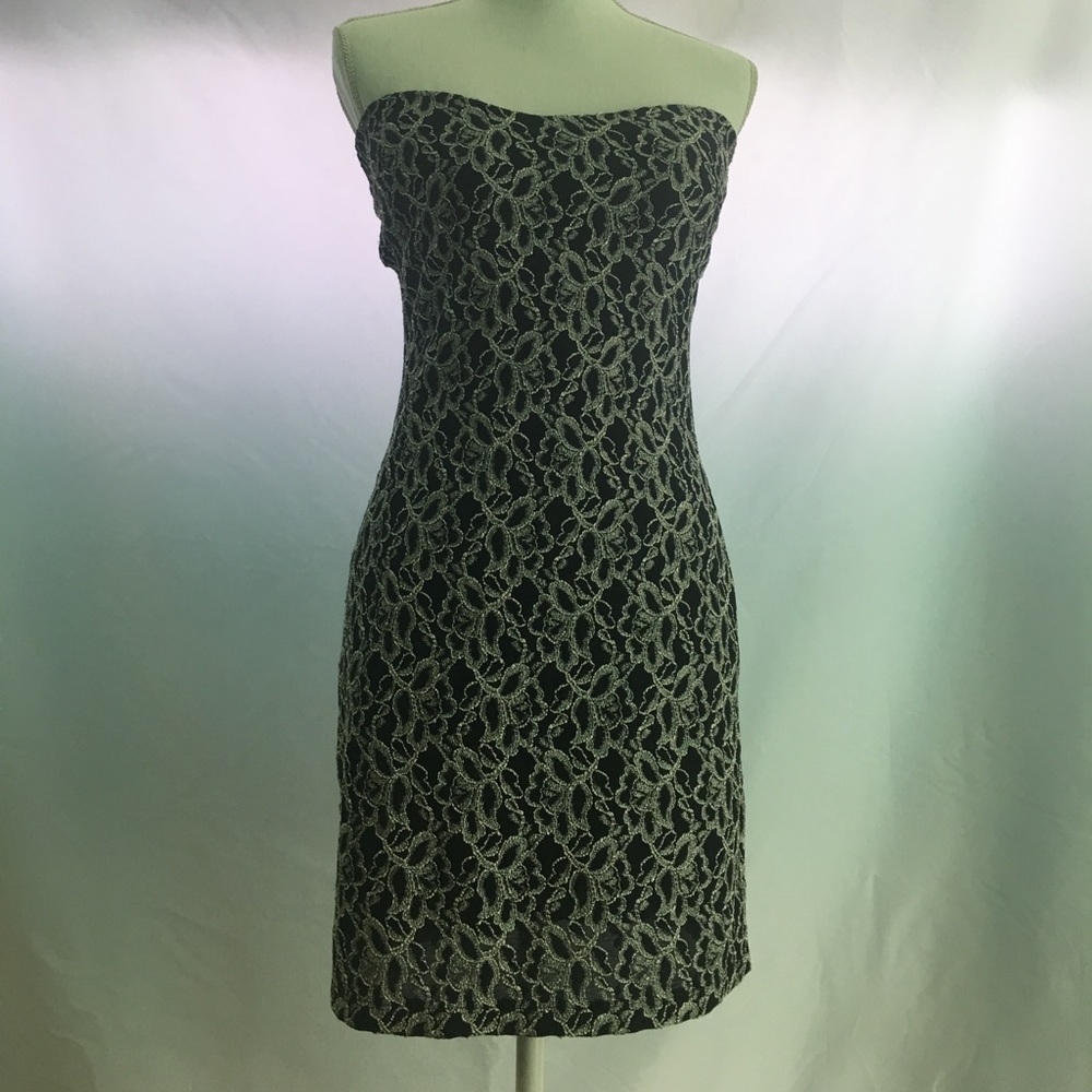 Sexy Strapless Black & White Lace Dress - Picture 1 of 5